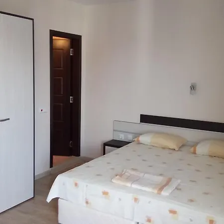 Sunrise Apartment